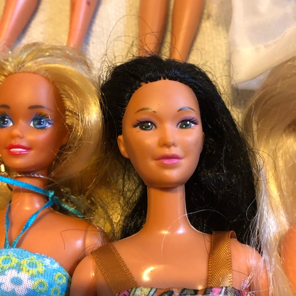 Huge lot of vintage 80s/90s Barbies - Picture 10 of 13